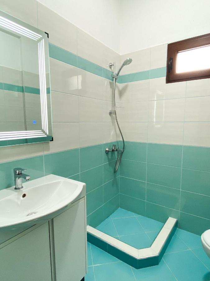 Family Apartments Himara 外观 照片